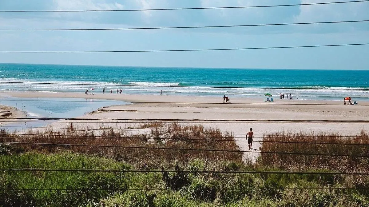 Apto Pe Na Areia Com Piscina Privativa Imbituba  Imbituba (Santa Catarina)